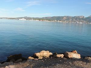 8 Toulon au loin le Tonnerre